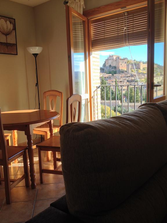 Apartamentos Residencial Fornocal Alquézar Pokoj fotografie